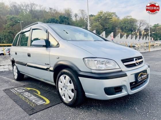 CHEVROLET ZAFIRA 2.0 MPFI COMFORT 8V FLEX 4P MANUAL